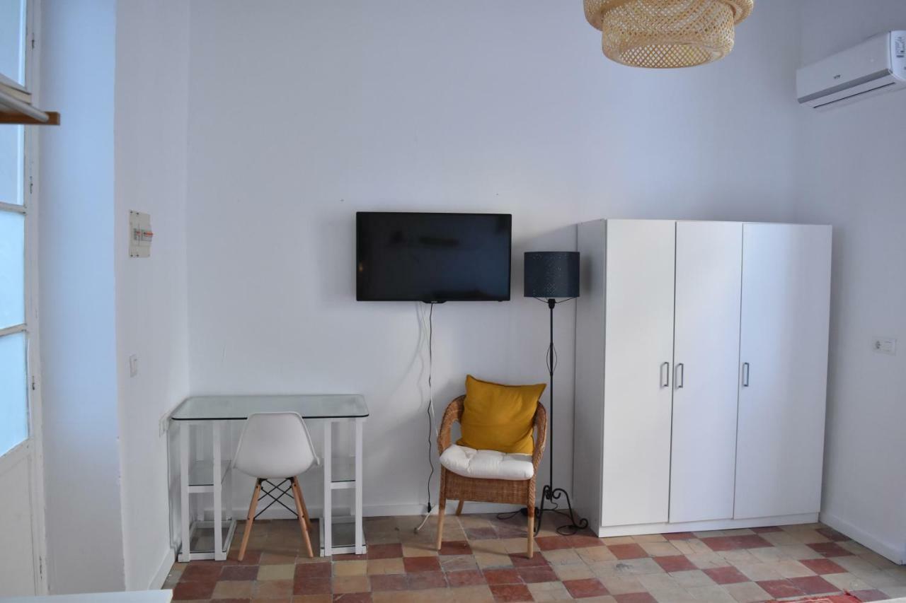 Apartamentos Veedor Cádiz Exteriör bild